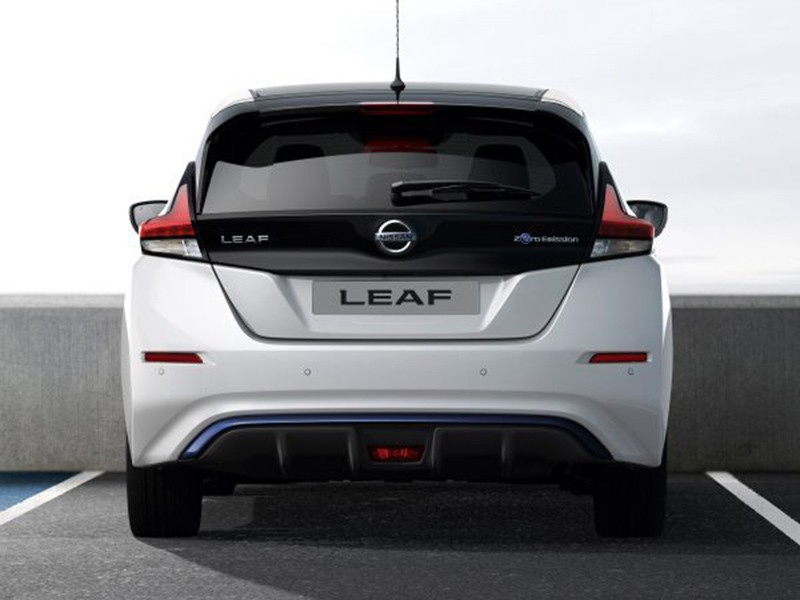 autonomia-nissan-leaf-elettrica-scandiano